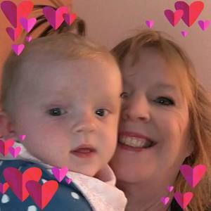 Meet your Posher, Debbie